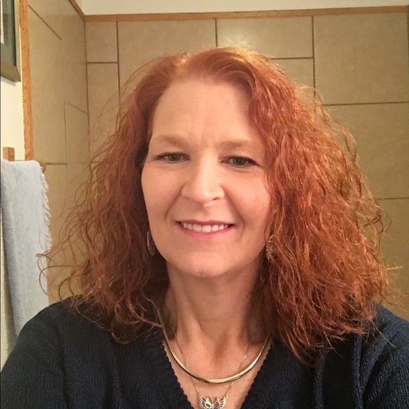 Meet your Posher, Dana - Picture 1 of 9